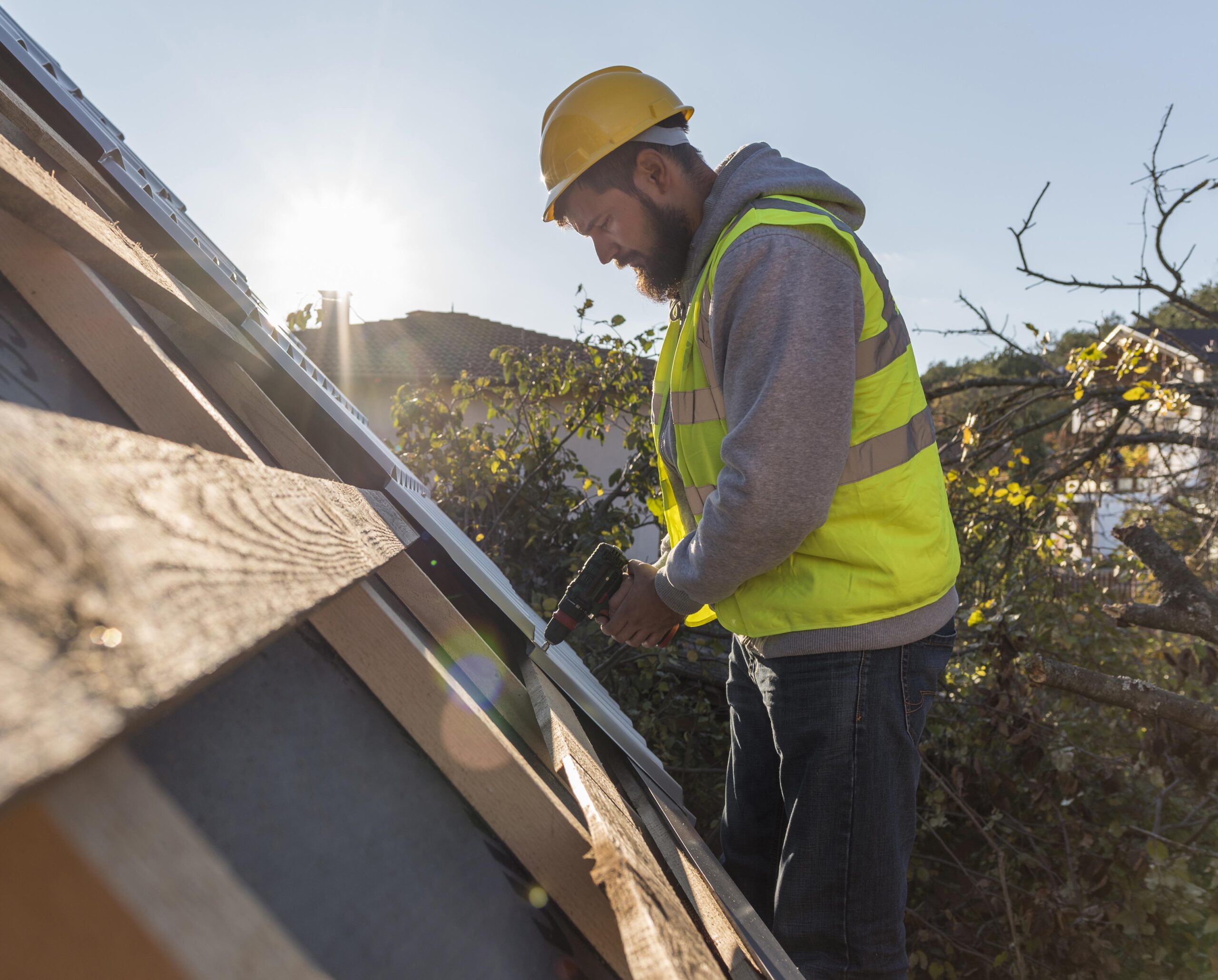 Common Mistakes to Avoid When Selecting a Roofing Contractor